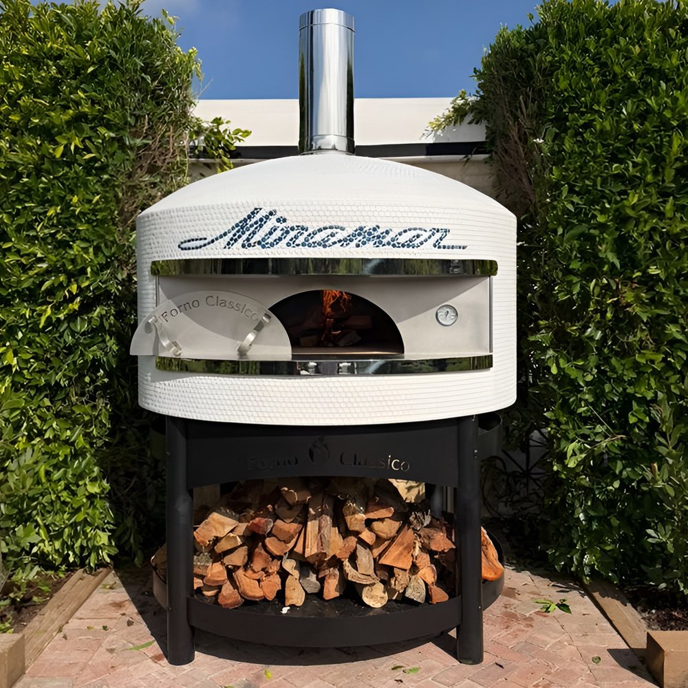 Colosso commercial brick pizza oven in an outdoor kitchen.